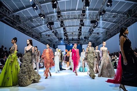 Jakarta Fashion Week Unveiling Bold Cultural Expressions and Global Design Trends